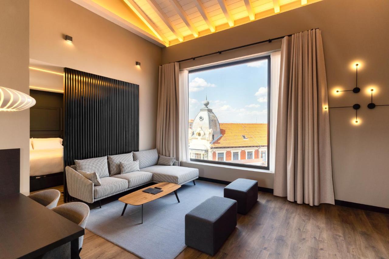 Mauro Suites Леон Экстерьер фото